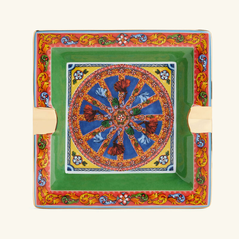 دولتشي أند غابانا كازا منفضة مربعة صغيرة مزينة بنقوش