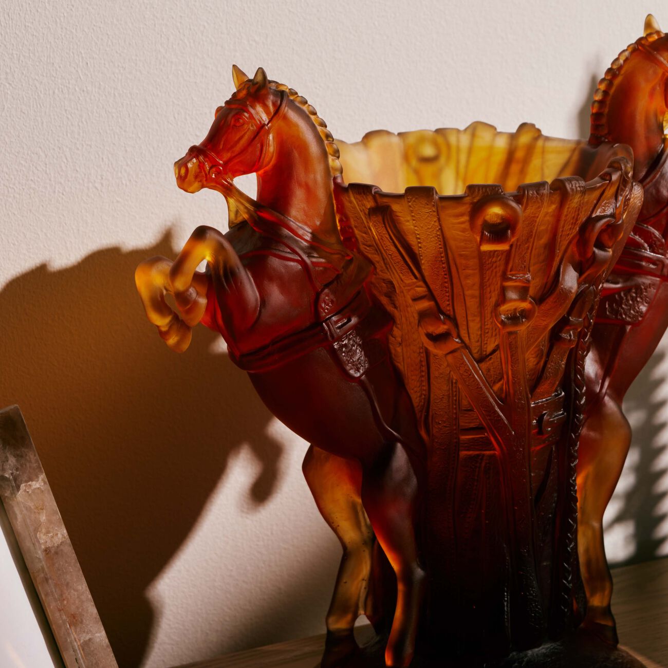 دوم مزهرية ريف إكويستر كبيرة باللون العنبري