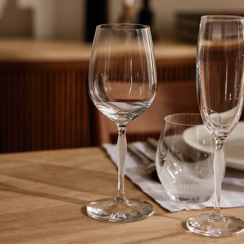 لاليك كأس النبيذ مية نقطة