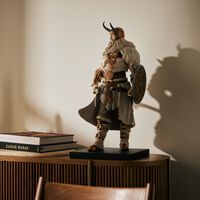 منحوتة أودين الكبيرة باللون البني لادرو منحوتة أودين الكبيرة باللون البني