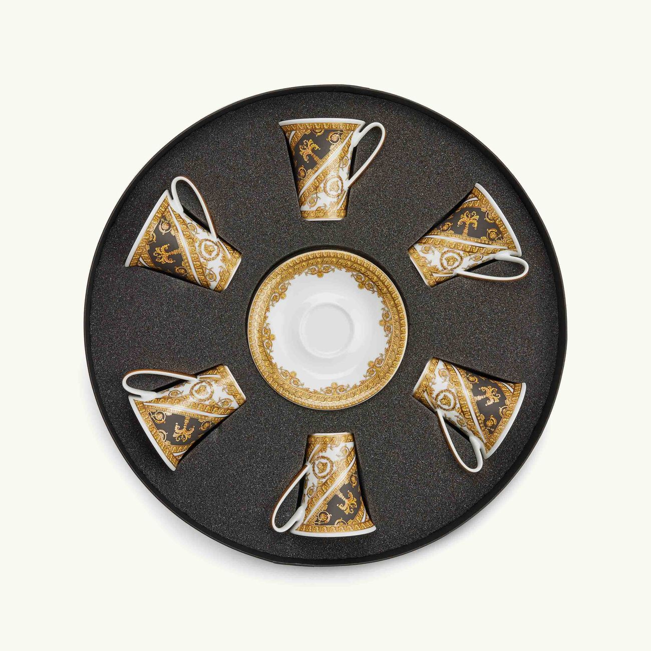 فيرساتشي طقم فناجين القهوة آي لاف باروك مع صحونها باللون الأسود