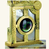 اس تي دوبون ولاعة كينج أوف بيرل بإصدار محدود باللون الذهبي