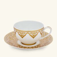 برناردو فنجان الشاي فينيس مع صحنه باللون الذهبي