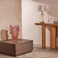 دوم مزهرية كاميليا كبيرة وردية بإصدار محدود