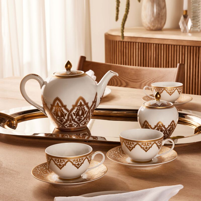 برناردو طقم الشاي فينيس باللون الذهبي