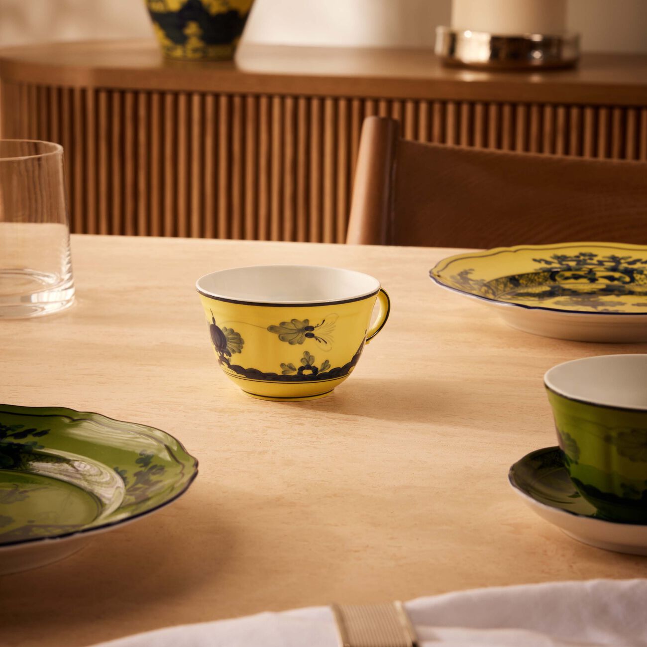 جينوري 1735 فنجان الشاي أوريينتي إيتاليانو تشيترينو اصفر