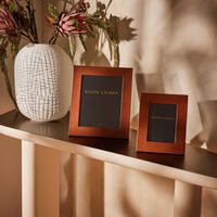 Bedford Garrett Leather Frame Brown 20x25 cm ralph lauren home bedford garrett leather frame brown 20x25 cm