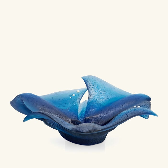 Maya Rays Centerpiece Blue Limited Edition daum maya rays centerpiece blue limited edition
