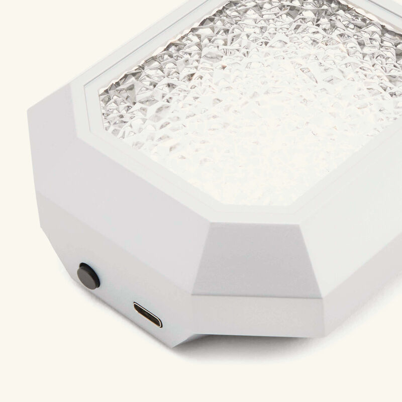 باكارا قاعدة المصابيح نويل