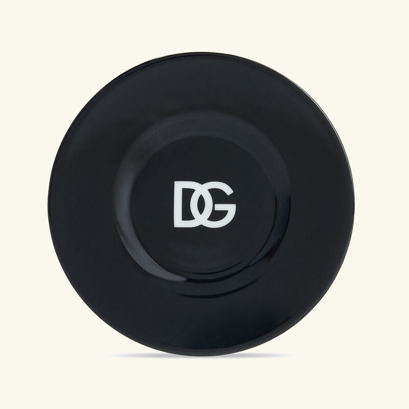 دولتشي أند غابانا كازا طقم دولتشي آند غابانا لوغو المؤلف من فنجانين للشاي مع صحنيهما باللون الأسود