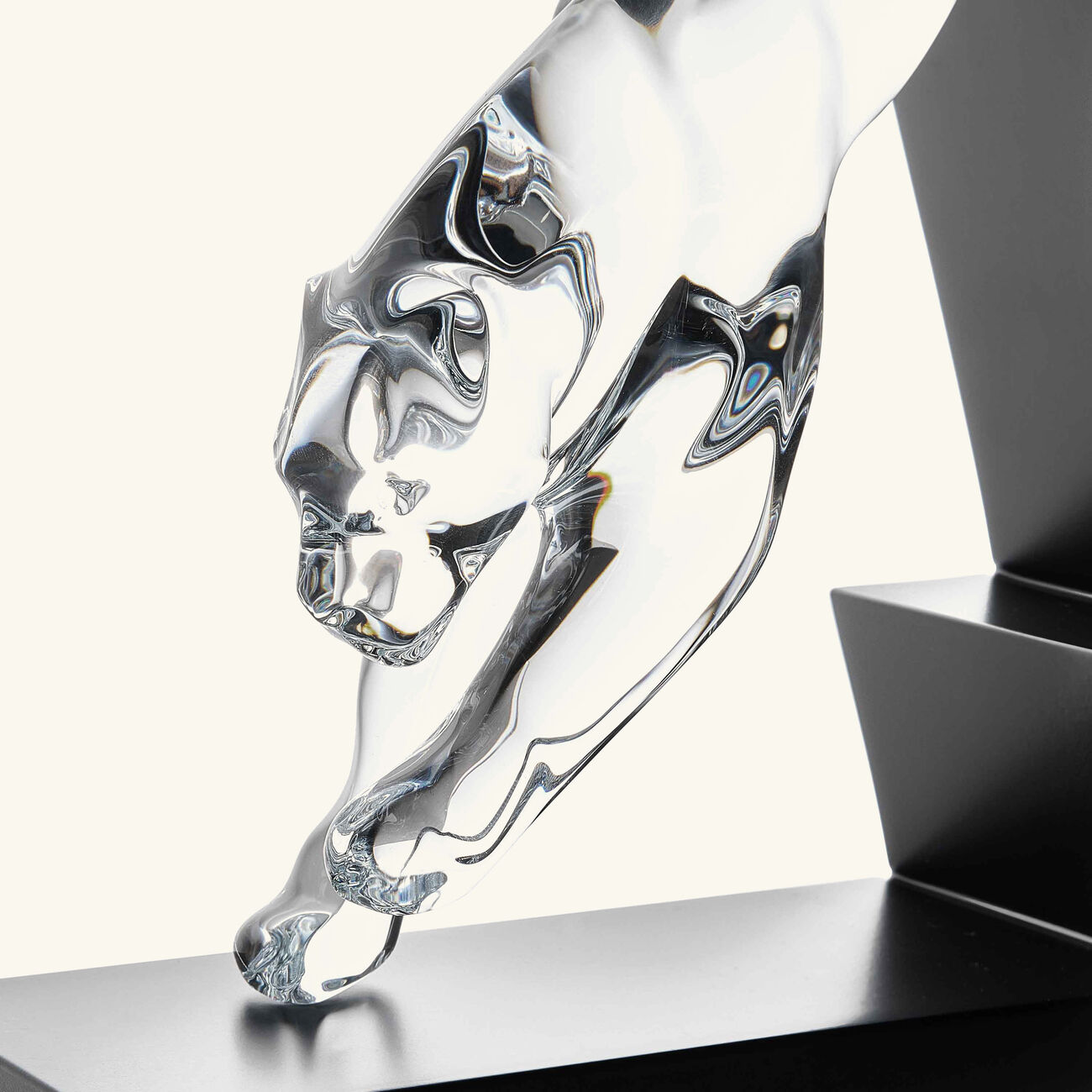baccarat panther the leap sculpture medium clear