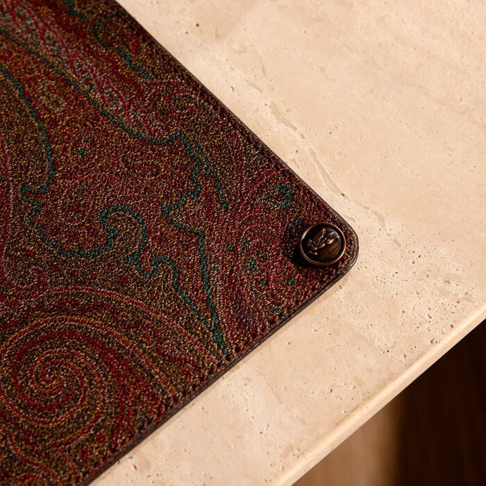 إيترو وسادة فأرة أرنيكا باللون البني