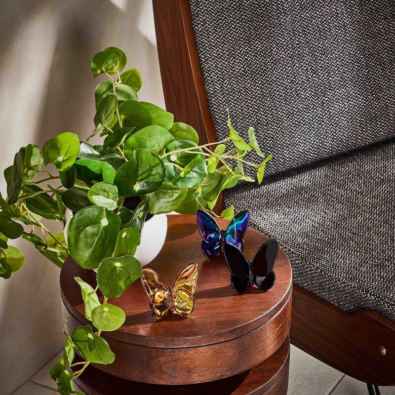 باكارا منحوتة بابيون لاكي على شكل فراشة زرقاء صغيرة