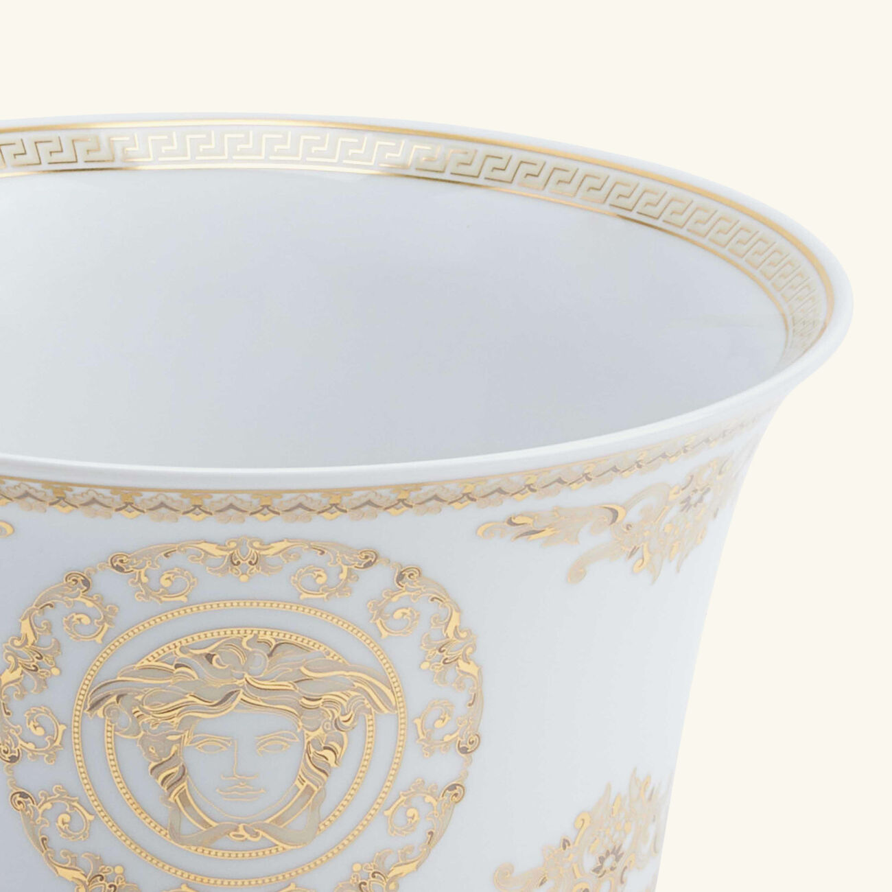 Medusa Gala Salad Bowl White 17cm versace medusa gala salad bowl white 17cm