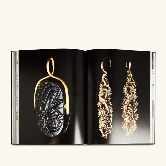 آسولين كتاب دليلك إلى صناعة المجوهرات  الخلاصة الوافية 13x10 سم