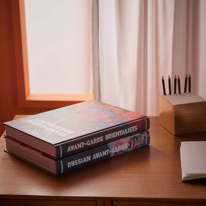 Uzbekistan Avant-Garde Orientalists Book 33x25cm assouline uzbekistan avant garde orientalists book 33x25cm