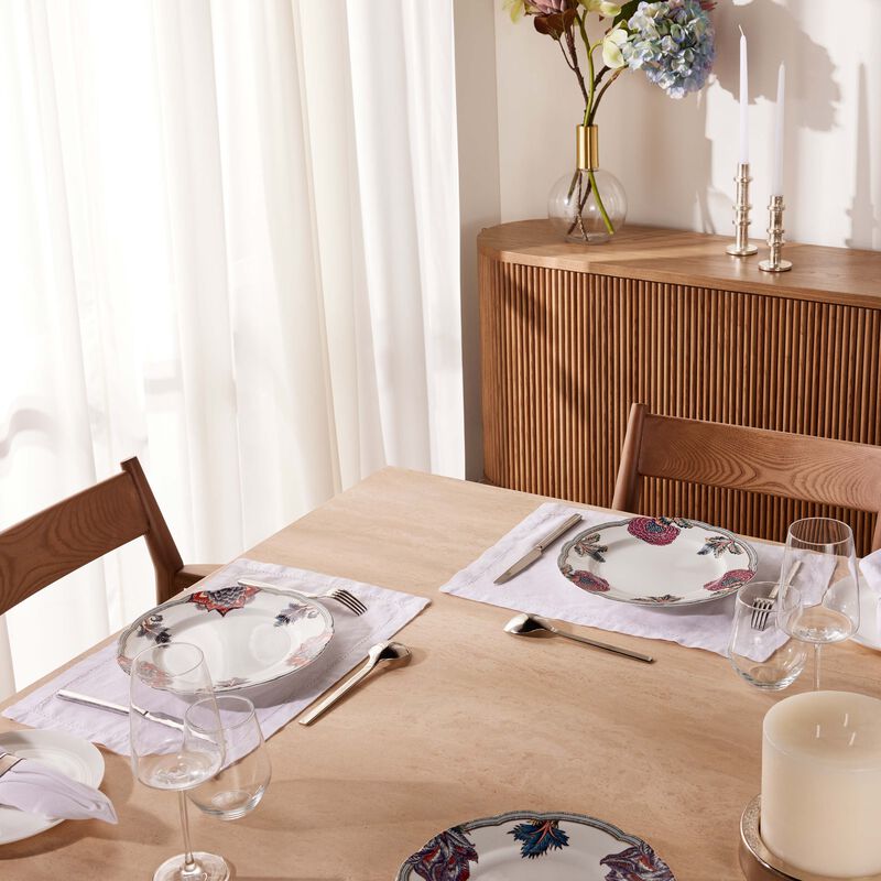 برناردو طقم مؤلف من أربعة أطباق للطعام دائرية من مجموعة براكينييه باللون الأحمر 26 سم