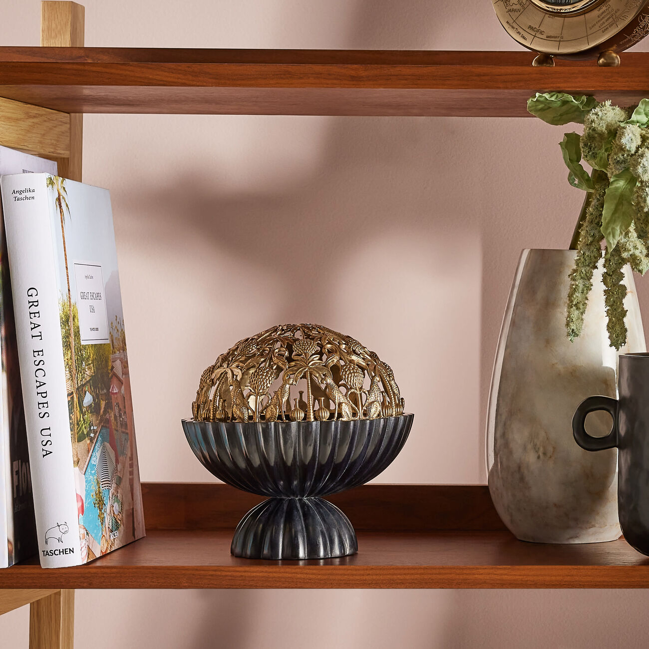 ira udaipur seher bakhoor burner