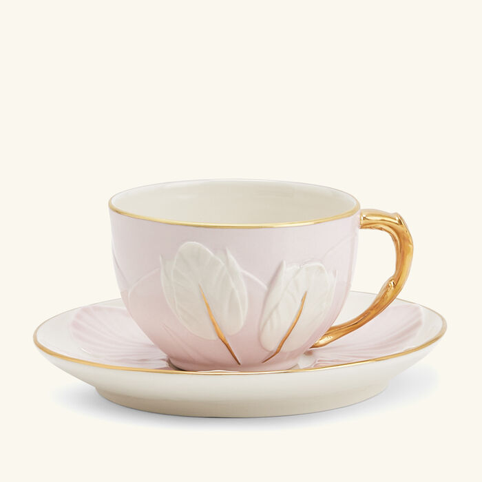 villari tulip tea cup   saucer pink