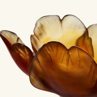 دوم قطعة ديكور مركزية توليب صفراء