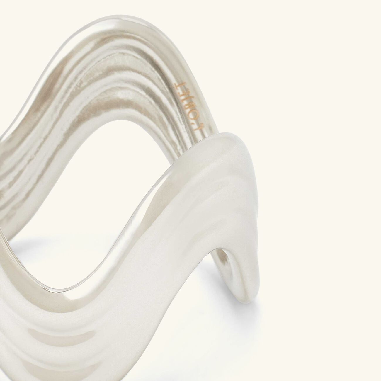 l objet ripple napkin rings platinum plated set of 4