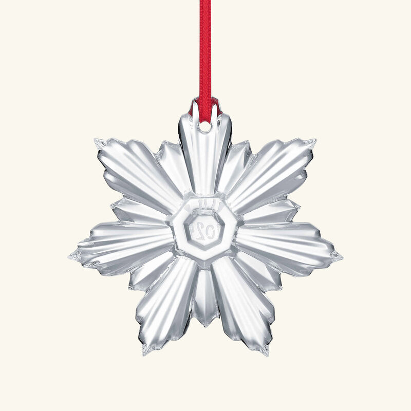 باكارا قطعة الزينة الشفّافة نويل 2025 بالحجم الصغير