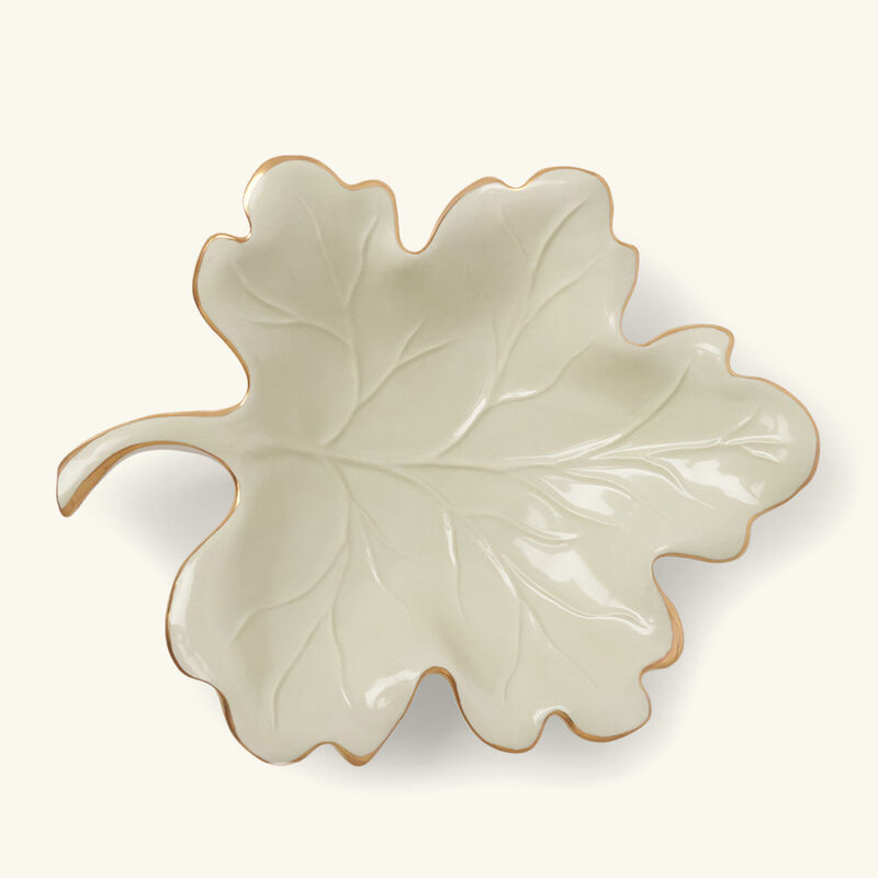 Autumn Fig Leaf Trinket Tray White villari autumn fig leaf trinket tray white