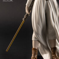 lladro rey sculpture medium white