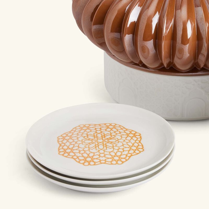 لادرو صندوق ماجستيك نايتس مع 4 أطباق باللون البني