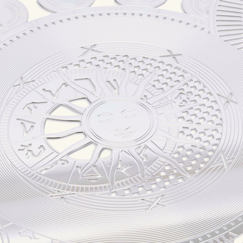 قطعة ديكور للمائدة ريڤ كوزميك باللون الفضي كريستوفل قطعة ديكور للمائدة ريڤ كوزميك باللون الفضي