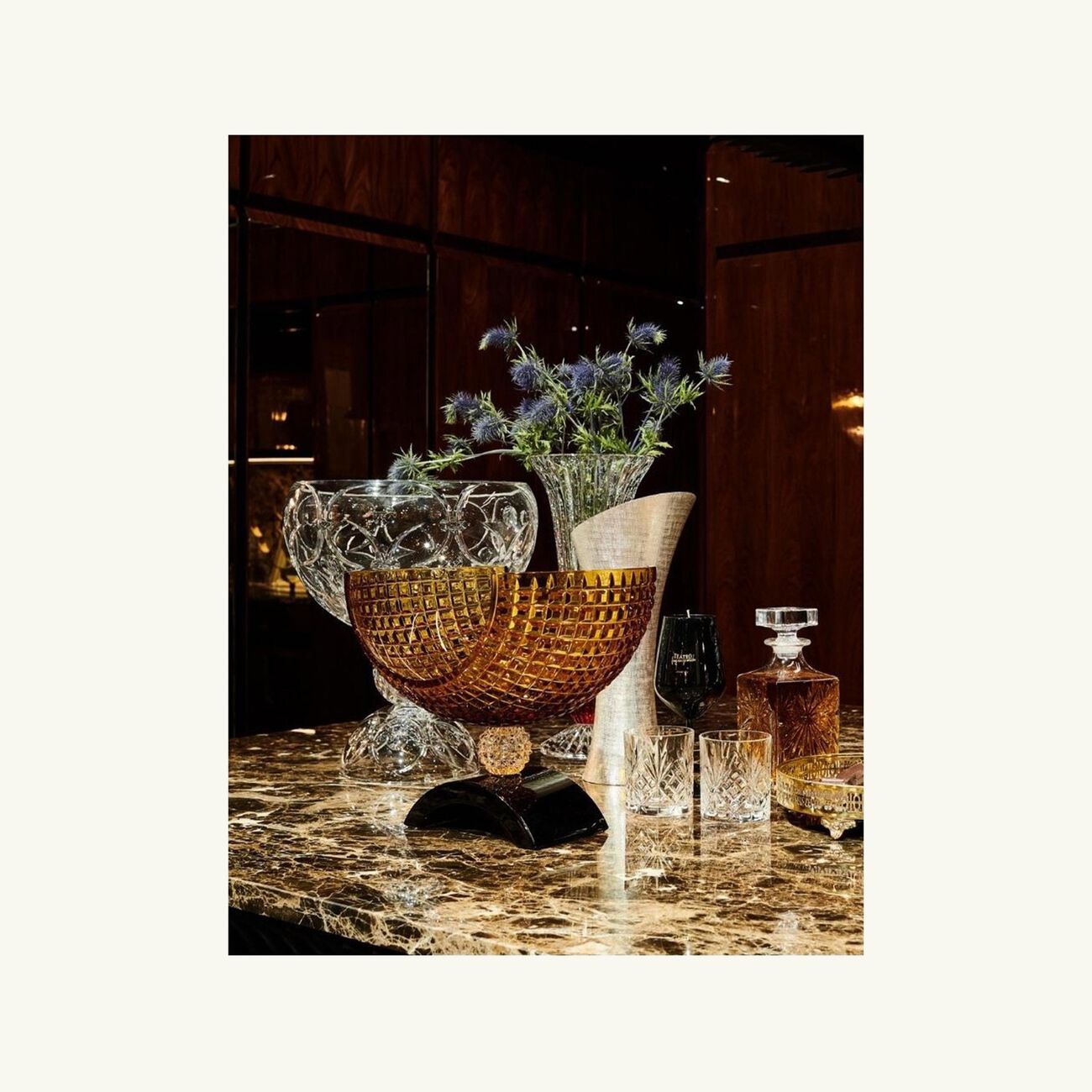 ماريو تشيوني قطعة ديكور مركزية لوكسيه صفراء