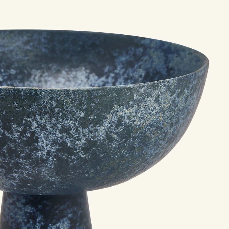 لوبجيه قطعة ديكور مركزية تيرا باللون الأسود