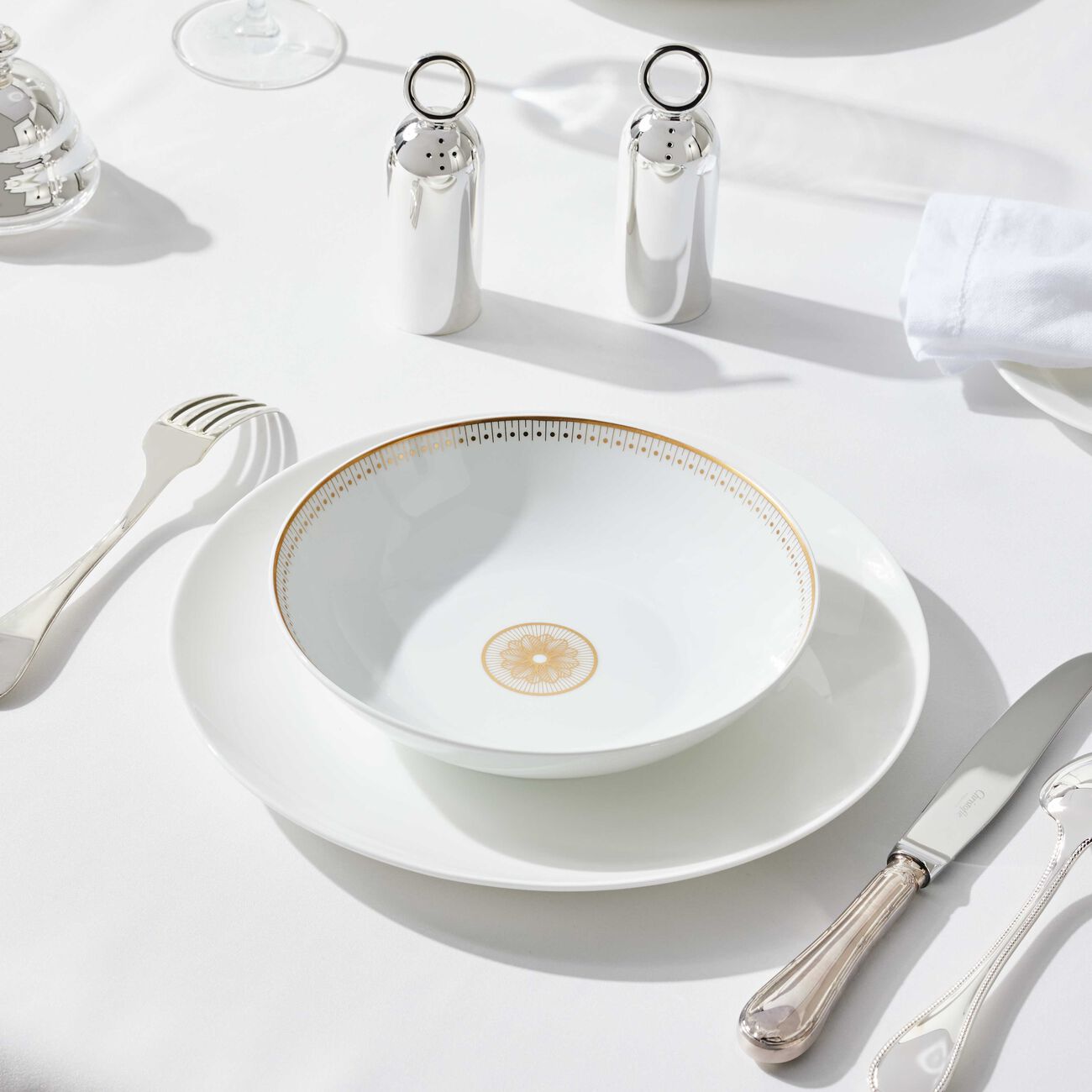 كريستوفل وعاء حساء مالميزون إمبيريال باللون الذهبي 19 سم