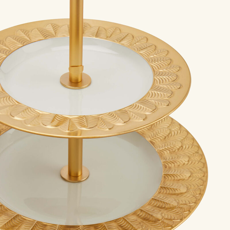 villari peacock extravaganza cake stand gold