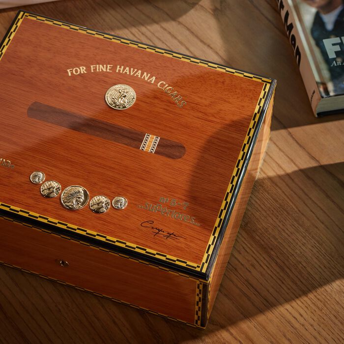 elie bleu medal cigar humidor brown