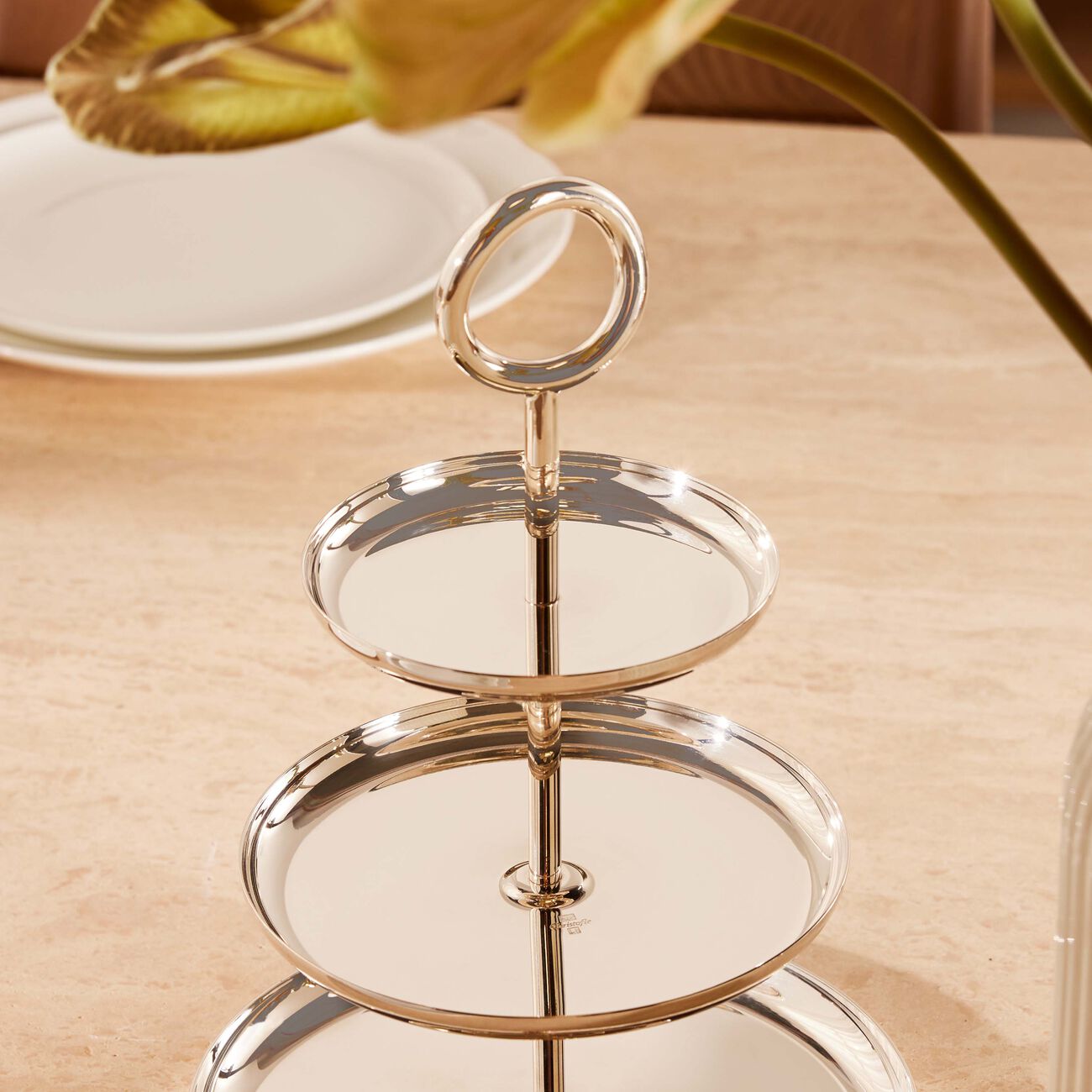 كريستوفل قاعدة الكيك فيرتيجو من ثلاث طبقات مطلية بالفضة