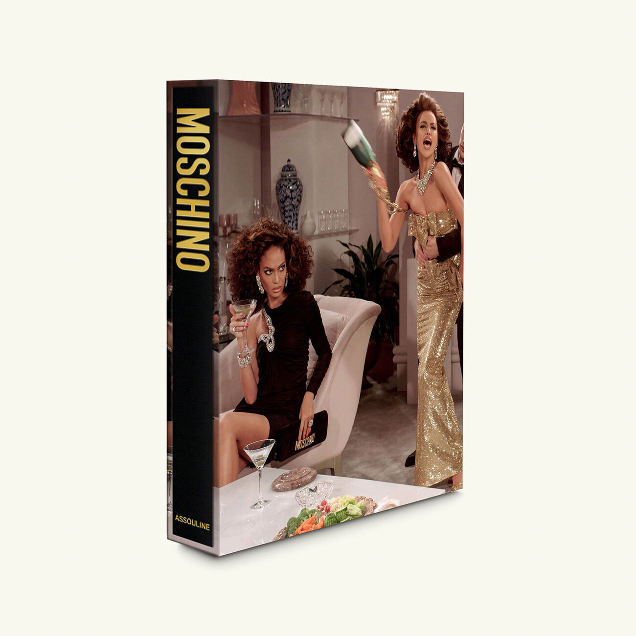 آسولين كتاب موسكينو 35 28 سم