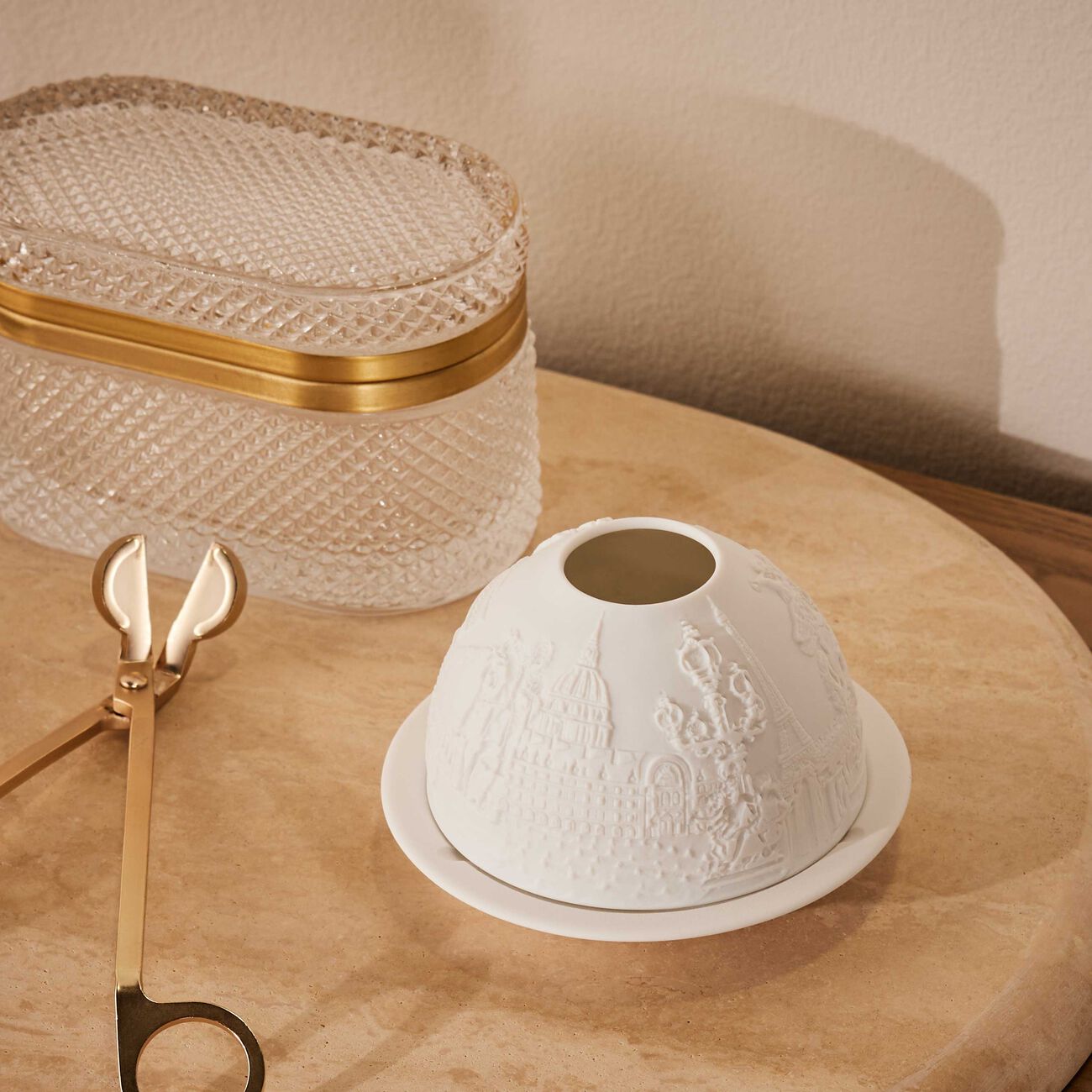 برناردو مصباح ليثوفاني باريس مونيومينتس led