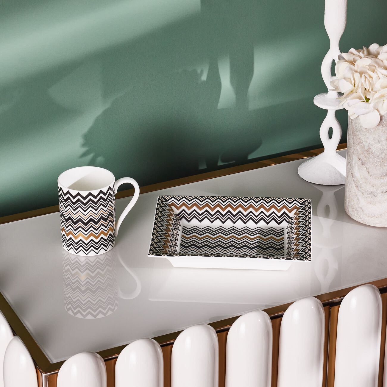 ميسوني هوم كوب الشاي والقهوة زيك زاك جاريس باللون الذهبي