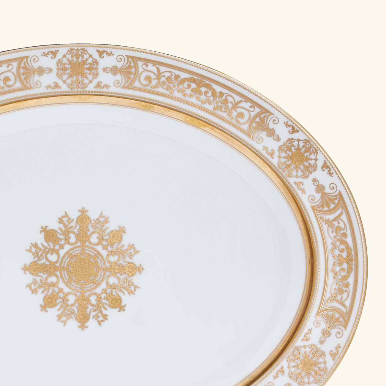 Aux Rois Serving Platter Oval Gold 38cm bernardaud aux rois serving platter oval gold 38cm