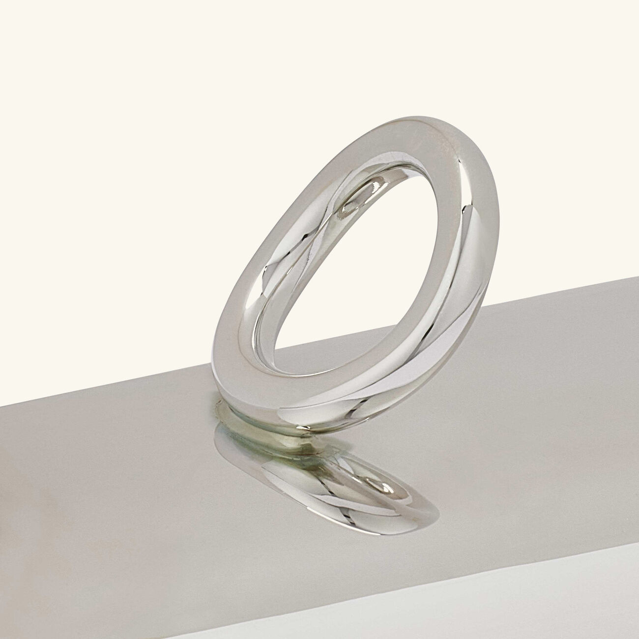 كريستوفل طبق الزبدة فيرتيجو باللون الفضي