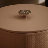 Elie Saab Trinket Box Round Medium Torrone Beige giobagnara elie saab trinket box round medium torrone beige