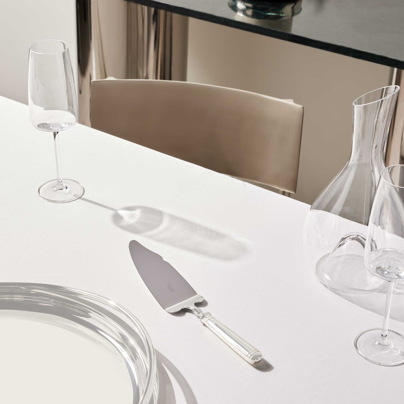 كريستوفل سكين تقطيع الكيك مالميزون باللون الفضي