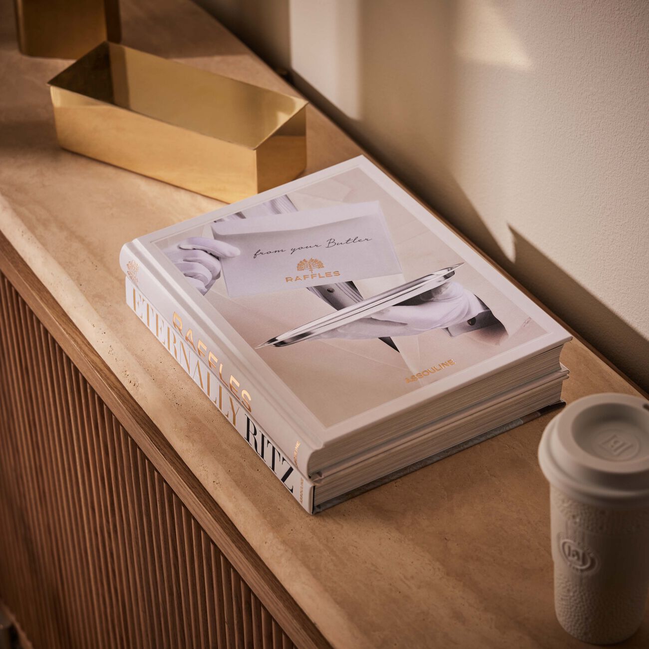 Raffles Book 33x25cm assouline raffles book 33x25cm