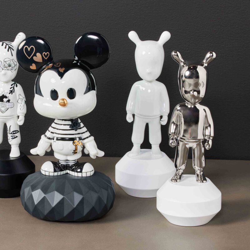 lladro the guest figurine small silver