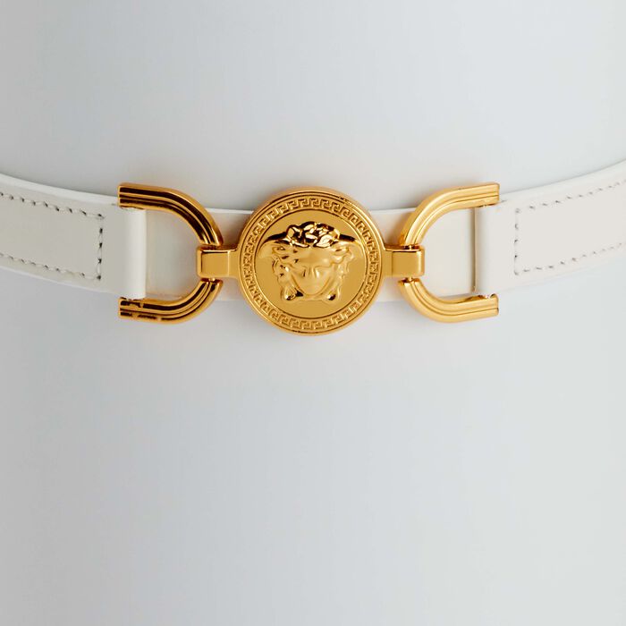 مزهرية ميدوزا 95 مستديرة صغيرة باللون الأبيض فيرساتشي مزهرية ميدوزا 95 مستديرة صغيرة باللون الأبيض