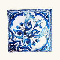 وسادة بلو ميديترانيو فيوري بيكولو من حرير التويل دولتشي أند غابانا كازا وسادة بلو ميديترانيو فيوري بيكولو من حرير التويل