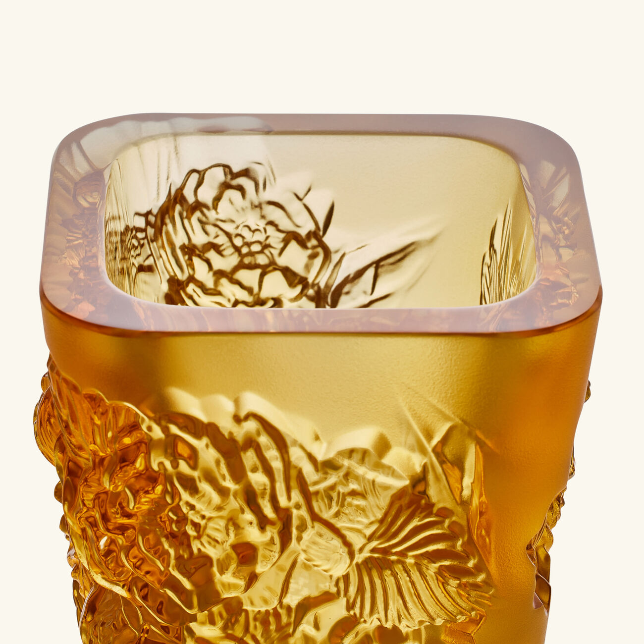 Pivoines Vase Mini Yellow lalique pivoines vase mini yellow