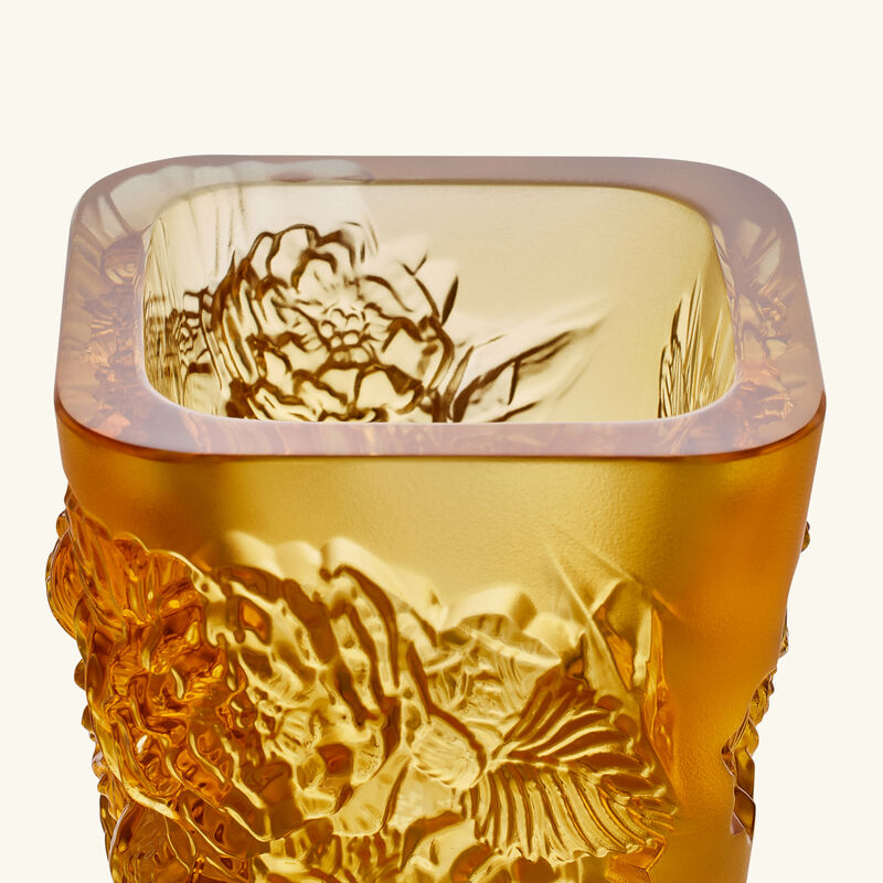 Pivoines Vase Mini Yellow lalique pivoines vase mini yellow