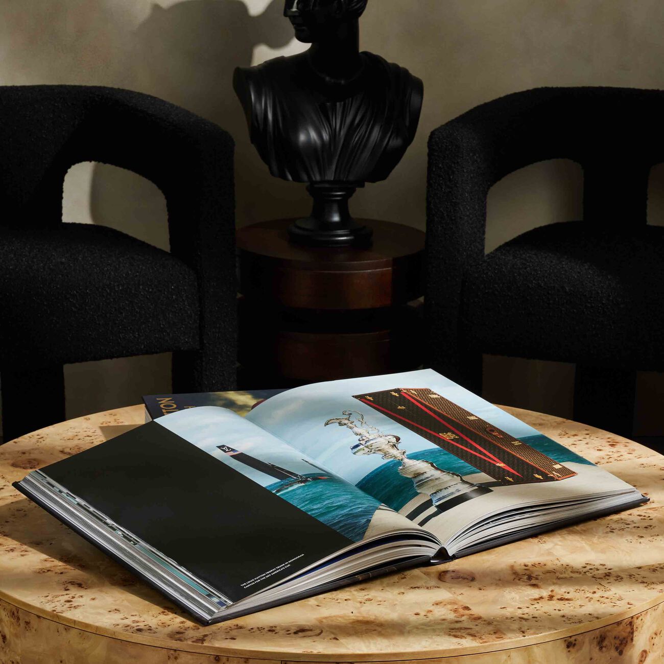 Louis Vuitton Trophy Trunks Book 39x31cm assouline louis vuitton trophy trunks book 39x31cm